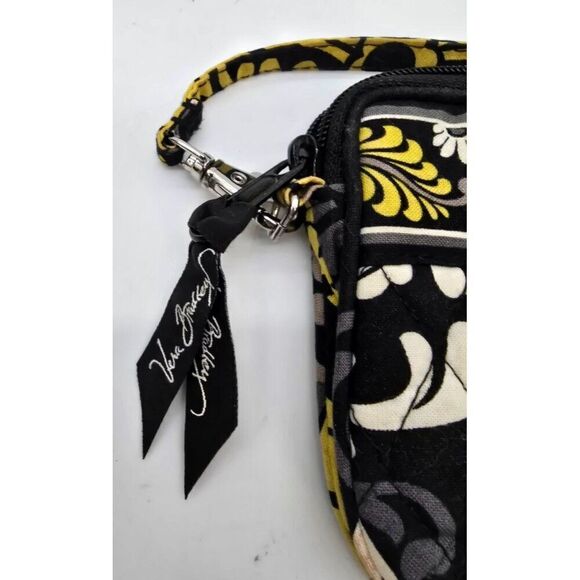 Vera Bradley Wristlet Clutch Purse With Quilted Floral Pattern & Zipper In Black - Picture 2 of 4